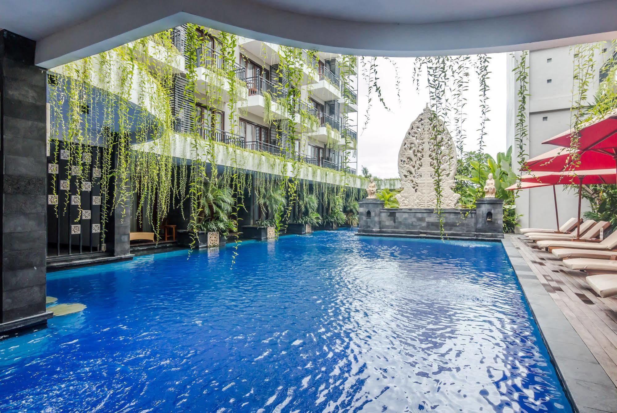 Zen Rooms Seminyak Pangkung Sari Extérieur photo
